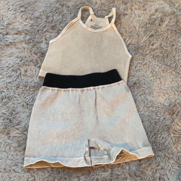 NEW COLOR SETS IN STOCK 🌺free people G/K short set or prajna happines set - Picture 16 of 17